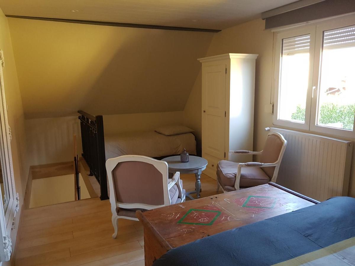 Chez Filippa Apartment Ostheim Bagian luar foto
